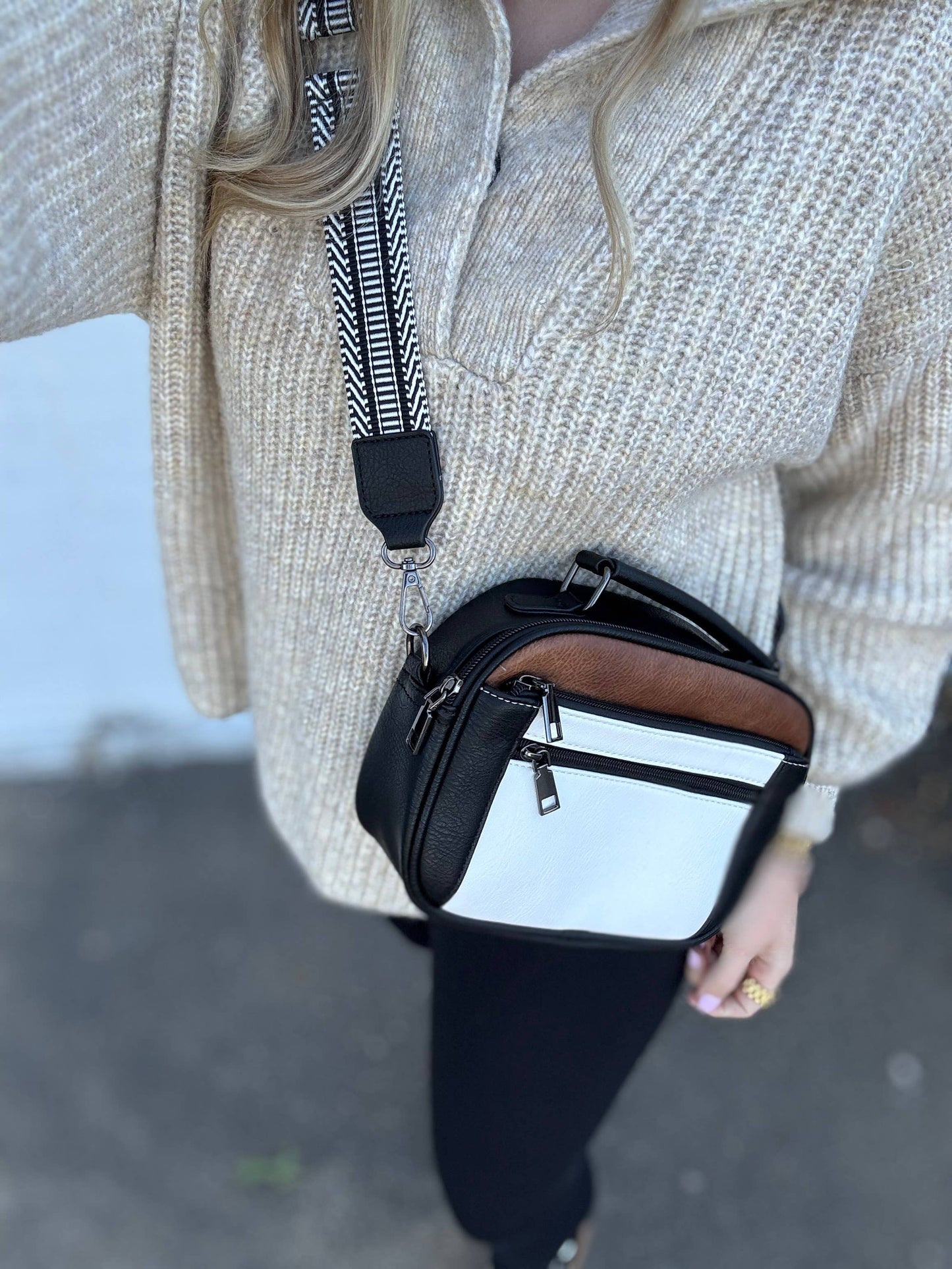 Ashlyn Crossbody